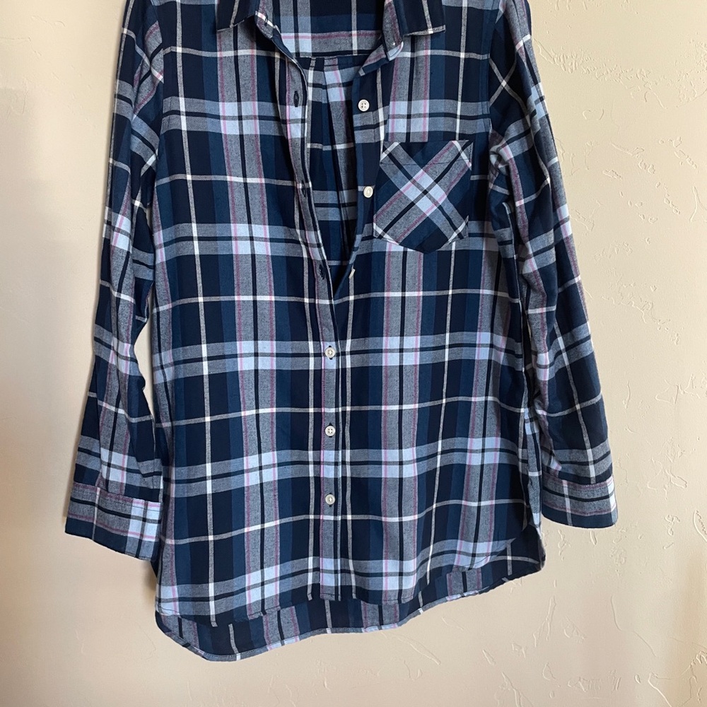 Old Navy Women's Navy, Light Blue & White Plaid Button-Down Shirt
